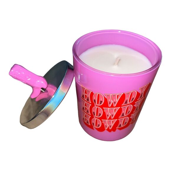 DW Home Pink HOWDY Scented Cowgirl Cowboy Candle With Boot Lid - Wild Sage NEW - Picture 5 of 6